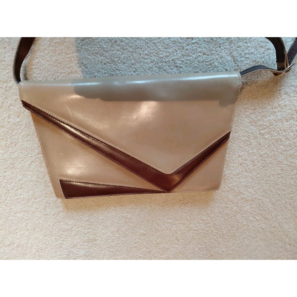 Bruno Magli Vintage Patent Leather Envelope Crossbody Purse Beige Brown - Picture 2 of 10